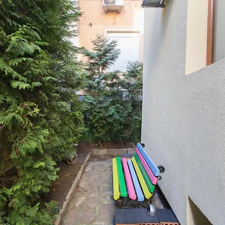 Central House For Up To 16 Guests Entire Place *