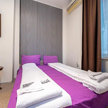 Central House For Up To 16 Guests Entire Place