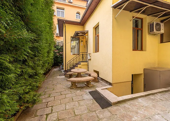 House For Up To 20 Guests Entire Place ゲストハウス ソフィア