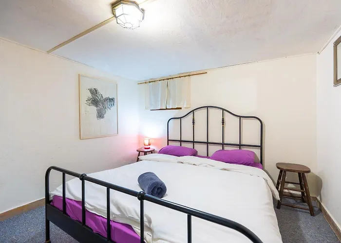 House For Up To 20 Guests Entire Place ゲストハウス