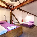 House For Up To 20 Guests Entire Place 게스트하우스 소피아